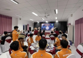 Họp mặt Đội bóng đá khoa Điện - Điện tử trường Đại học Bách Khoa  