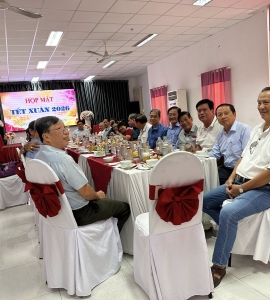 Họp mặt nhóm CB GD Q10 xưa 11/02/2026 Sảnh HOÀ BÌNH