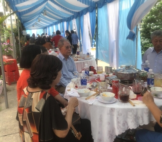 Tiệc tư gia (quận Phú Nhận cũ)