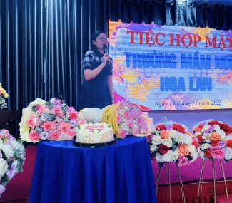 TIỆC HỌP MẶT 20/11 TRƯỜNG MN HOA LAN 15/ 11/2025 Sảnh HOÀ BÌNH P. DIÊN HỒNG