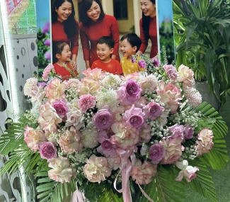 LỄ 20/11 trường MN  - MN ANH KIM ĐỒNG VÀ TRƯỜNG MN MONTESSORI PHƯỜNG TRUNG MỸ TÂY 20/11/2025 Sảnh LOTUS.