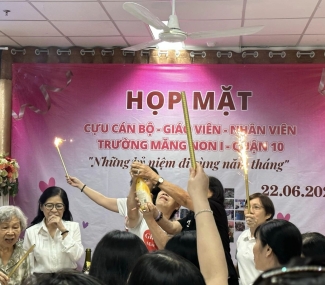 HỌP MẶT CỰU TRƯỜNG MĂNG NONI Sảnh Hoà Bình – Q.10