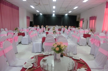 Tổ chức tiệc sinh nhật tại nhà hàng Quận 12 có thực sự tiện hơn tổ chức tại nhà?